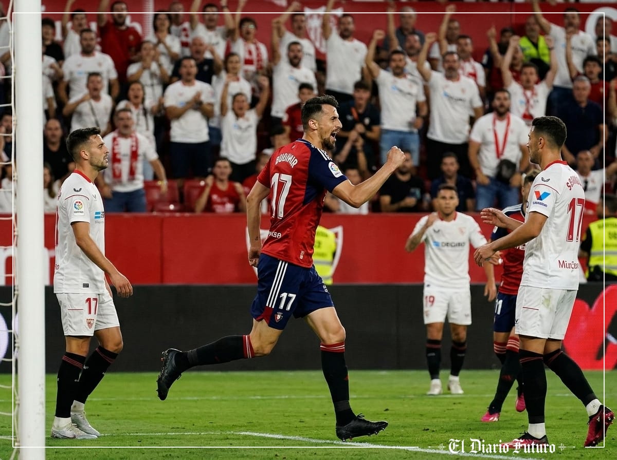 Ante Budimir celebra un gol con la camiseta de Osasuna en el Sánchez-Pizjuán